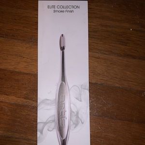 Artis Elite Collection Linear 3 Brush